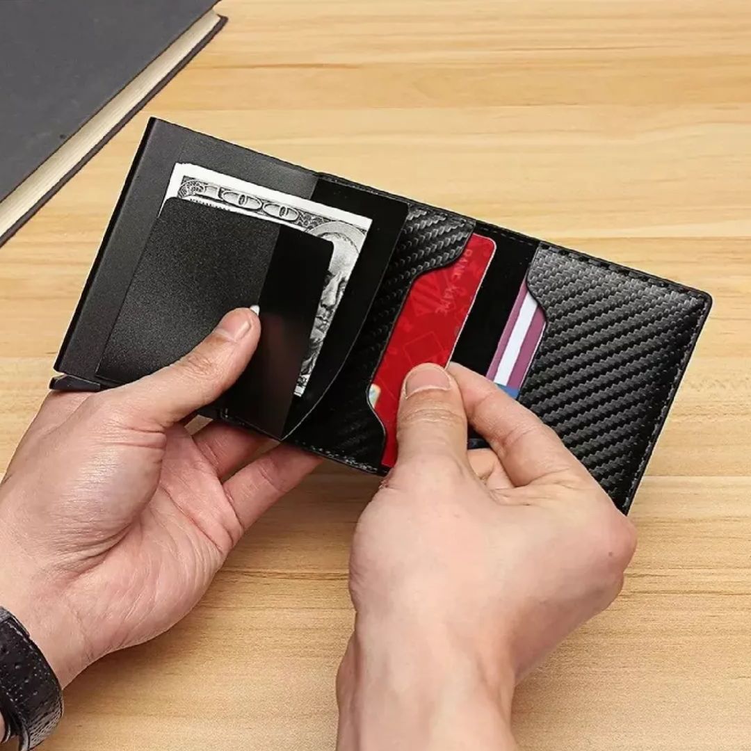 Billetera Tarjetero Automática RFID en Fibra de Carbono – Seguridad y Estilo en tu Bolsillo 🔒
