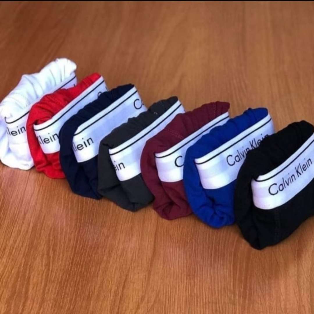 Combo CK ™ 12 Bóxers + 12 Medias – Comodidad sin límites 🧦🩲