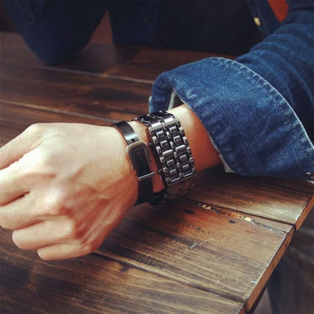 Reloj Pulsera LED Lava™ – Estilo, hora y actitud en tu muñeca 🔥